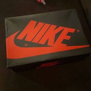 Air Jordan box